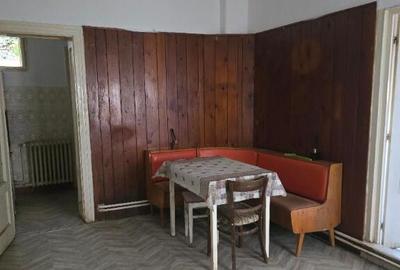 Casa Zona Ultracentrala , 6 cam SC 200 , teren 242, inc oras - 26