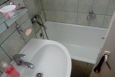 Apartament cu 3 camere semidecomandat în Dărmănești - 1