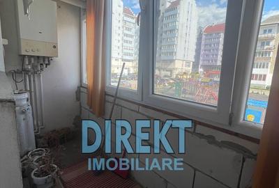 Apartament cu 3 camere semidecomandat în Central - 3