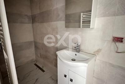 Apartament cu 2 camere semidecomandat în Micro 8 - 4