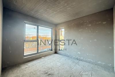 Apartament cu 4 camere semidecomandat în Europa - 13