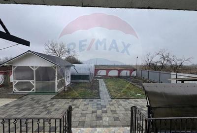 Casă / Vilă cu 5 camere de vânzare - 4