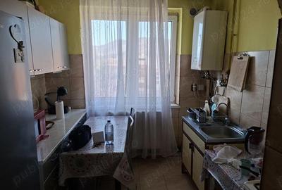 Apartament cu 3 camere semidecomandat în Central - 5