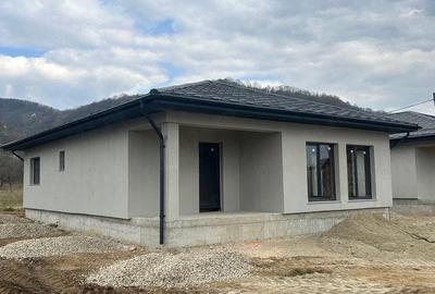 Casă cu Teren 450 Mp în Central - 4