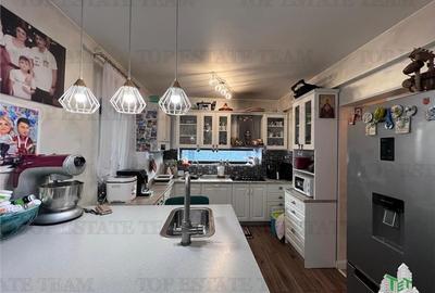 Vila individuala cuplata 4 camere S+P+1+M, cu incalzire in pardoseala, toate uti - 10