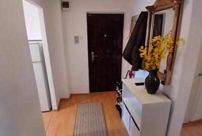 Apartament cu 3 camere decomandat în Central - 4