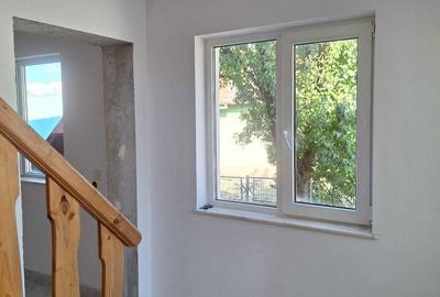 Casă cu 4 camere în Vețel - 3