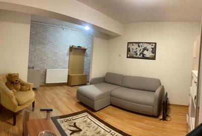Apartament cu 2 camere decomandat în Tomis Nord - 2