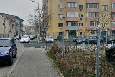 Apartament 3 camere decomandate, locatie deosebita, zona Hotel Traian