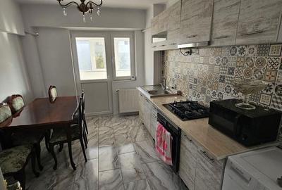 Apartament cu 2 camere decomandat în Central - 2