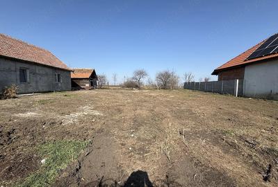 Teren de 1476 mp, în Cerna - 1