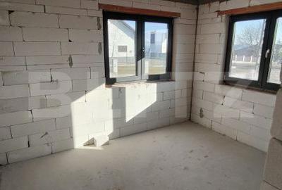 Casă cu 4 camere cu Teren 1300 Mp în Bosanci - 12