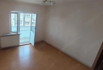 Pitesti, apartament 3 camere, decomandat - 2