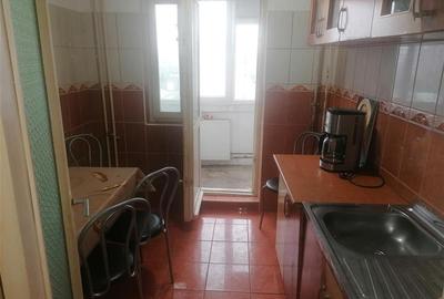 Apartament cu 3 camere decomandat în Lipovei - 2