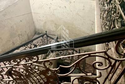 Apartament 3 camere cu vedere si balcon spre Piata Catedralei - 13