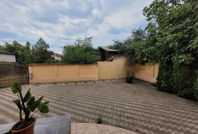 Vila  5 camere  , in Ploiesti, zona 8 Martie. - 28