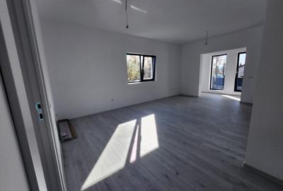 CASA INDIVIDUALA, 3 CAMERE, 550 MP TEREN, CIURBESTI - 22