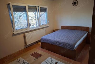Apartament cu 3 camere decomandat în Circumvalațiunii - 1