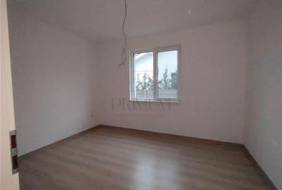 Duplex pe parter - asfalt - toate utilitatile. - 10