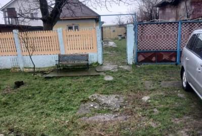 Casă cu 3 camere cu Teren 544 Mp în Central