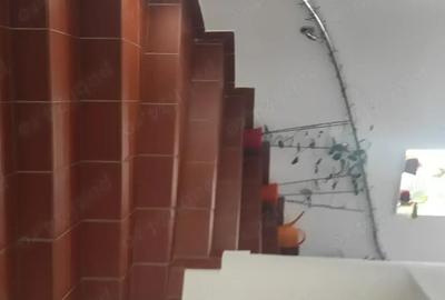 Casă cu 6 camere în Central - 5