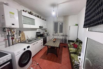 Casă cu Teren 1010 Mp în Ograda - 4