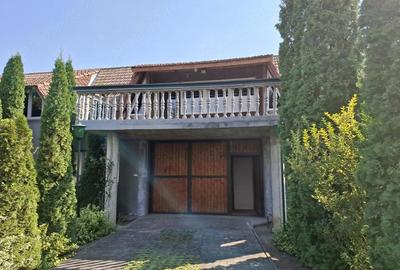 Casă în Acâș - 1