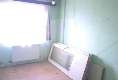 Apartament cu 2 camere semidecomandat în Micro 15 - 13