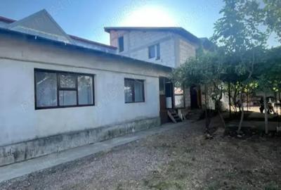 Casă cu 5 camere cu Teren 900 Mp în Andrei Mureșanu - 8