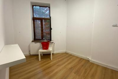 Apartament cu 3 camere semidecomandat, mobilat în Dacia - 11