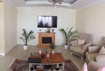 Casă cu 7 camere în Pantelimon