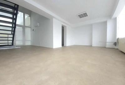 Spațiu comercial, de 73 mp, în Horea - 8