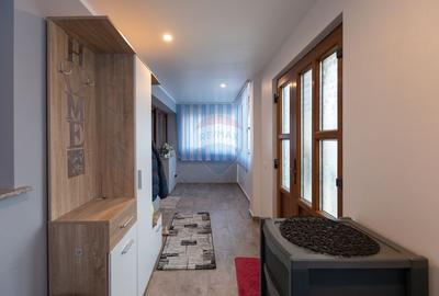 Casa cu 3 camere de vanzare - 11