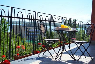 Apartament cu 3 camere decomandat în Central - 2