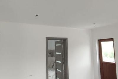 Casă cu 4 camere cu Teren 1280 Mp în Ghercești - 12