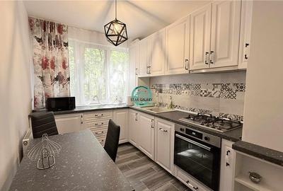 Apartament cu 3 camere decomandat, mobilat în Cornișa
