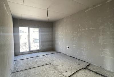 Duplex cu 5 camere cu Canalizare în Chinteni - 12