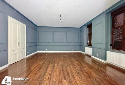 Casa S+P+M zona Ultracentrala la curte cu 2 vecini, recent renovata - 2