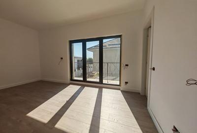 Casă individuală cu 5 camere cu Piscina în Tunari - 1