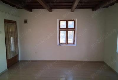 Casă cu Teren 1700 Mp în Săbed - 9