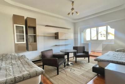 Apartament cu 3 camere decomandat în Central - 3