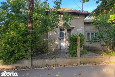Casă cu 4 camere cu Teren 450 Mp în Sud - 11