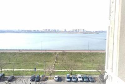 Vânzare apartament cu 4 camere