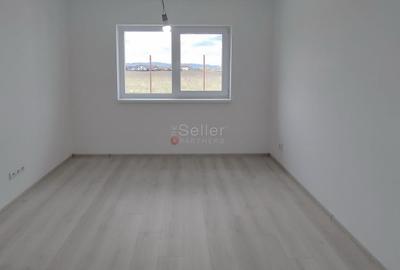 Casă individuală cu 3 camere cu Canalizare în Sânpetru - 19