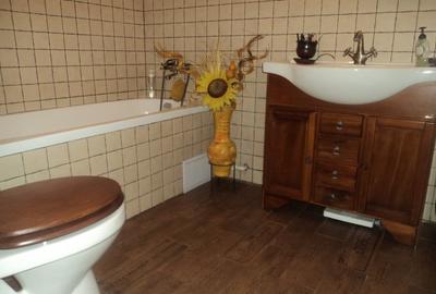 Casă individuală cu 4 camere cu Canalizare în Poiana - 19