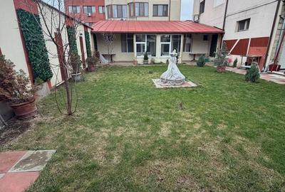 Casă cu 8 camere cu Canalizare în Faleza Nord - 18