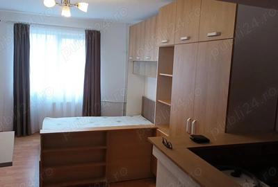 Inchiriez garsoniera - 2