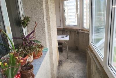 Apartament cu 4 camere decomandat în Nicolina - 12