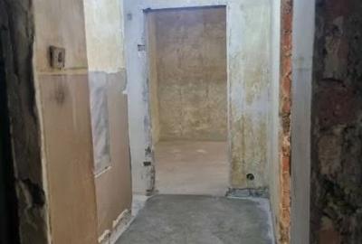 Unirii metrou FANTANI bl.reabilitat,, decomandat,3/10,balcon inchis. - 4