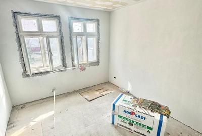 Casă individuală cu 7 camere cu Canalizare în Central - 9